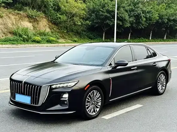 Hongqi H5 — фото 1