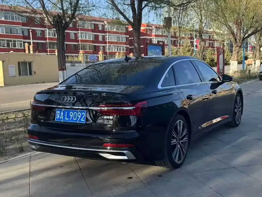 Audi A6L — фото 3