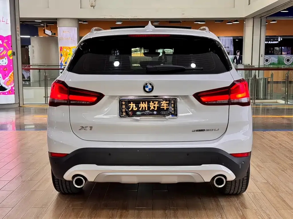BMW X1 — фото 4