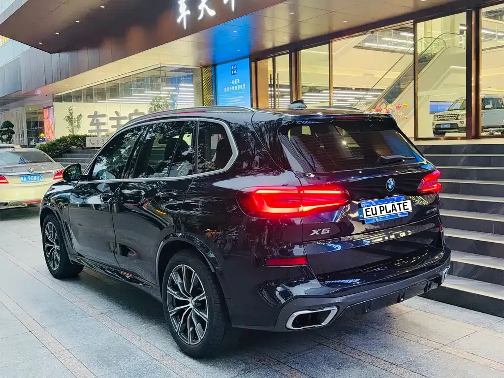 BMW X5 (Import) — фото 4