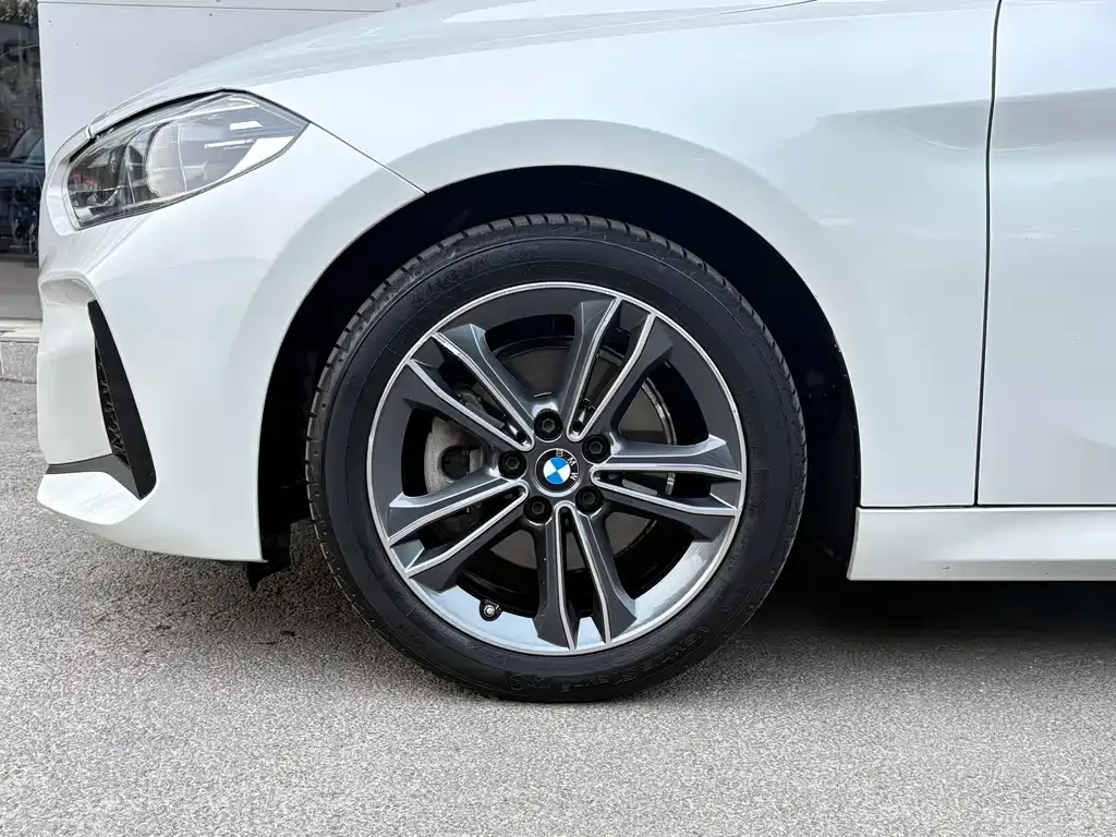 BMW 1 Series — фото 10