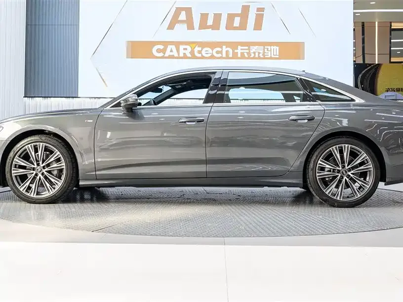 Audi A6L — фото 7