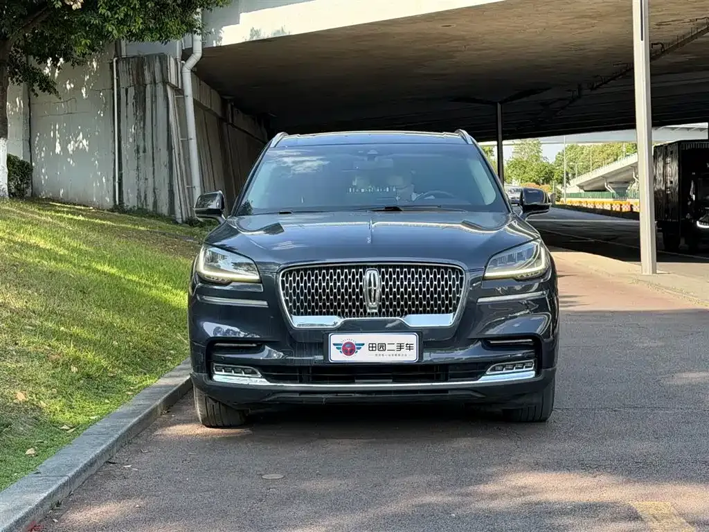 Lincoln Aviator — фото 4