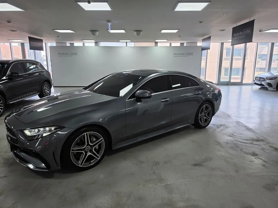 Mercedes-Benz CLS-Class — фото 1