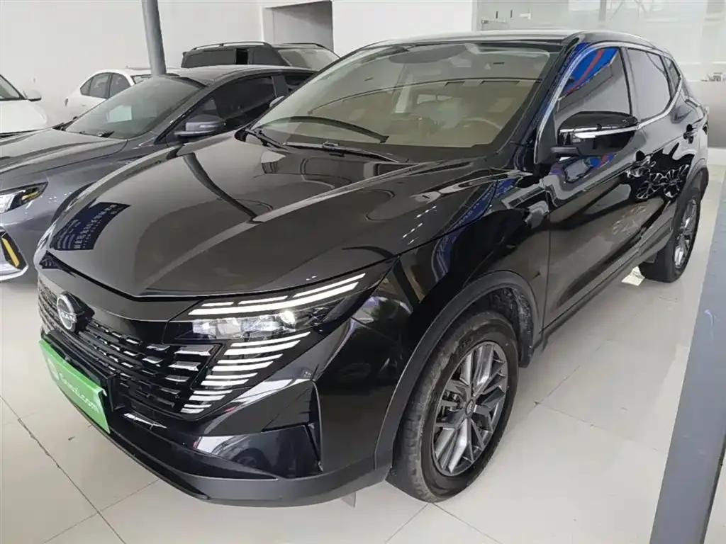 Nissan Qashqai — фото 1