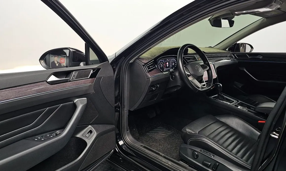 Volkswagen Passat — фото 7