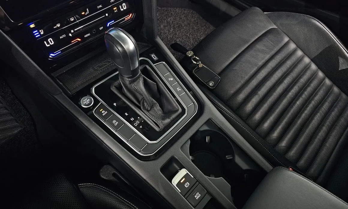 Volkswagen Passat — фото 8