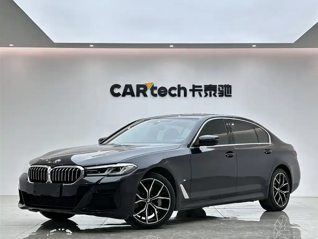 BMW 5 Series — фото 1