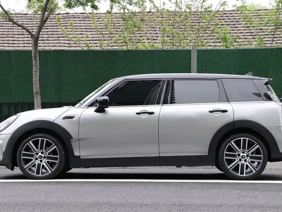MINI Clubman — фото 10
