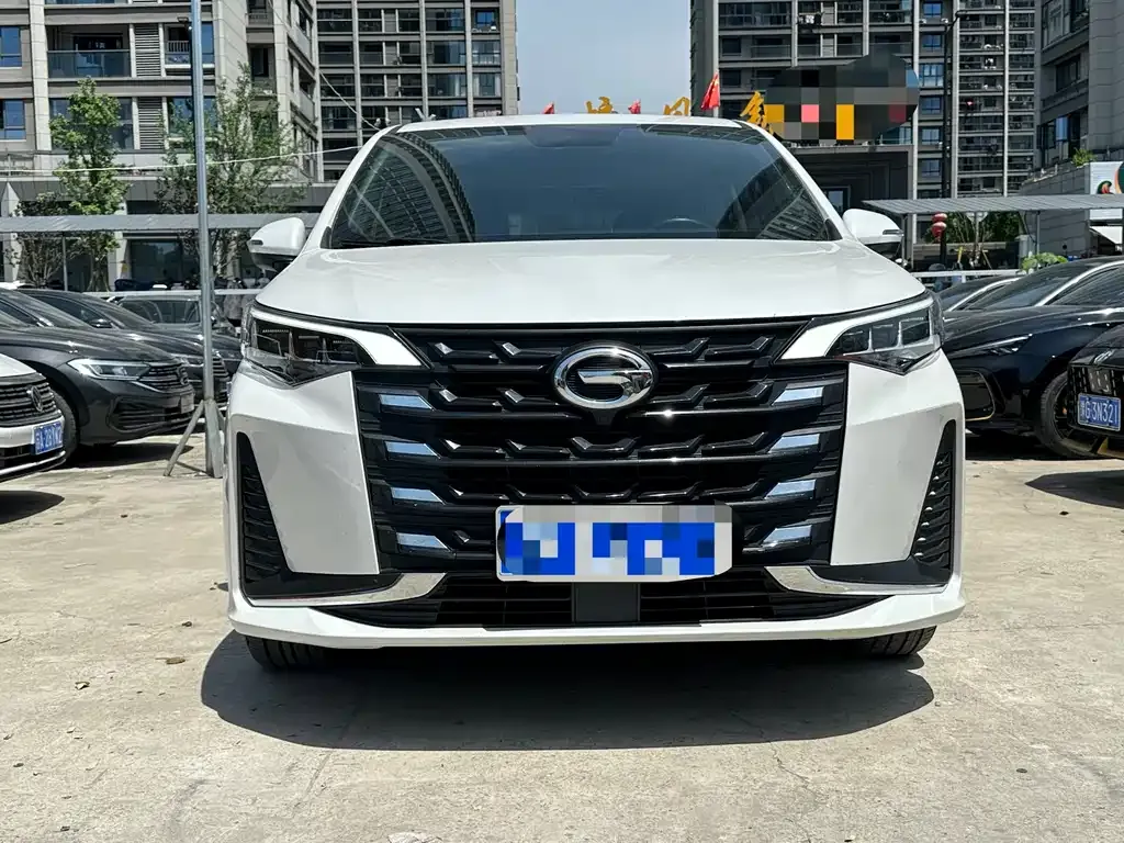 GAC Motor Trumpchi M6 — фото 9
