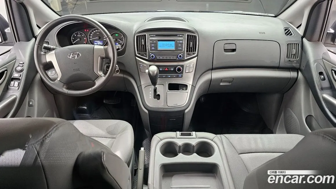 Hyundai Starex — фото 10