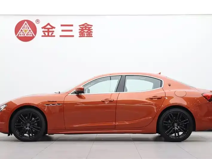 Maserati Ghibli — фото 5