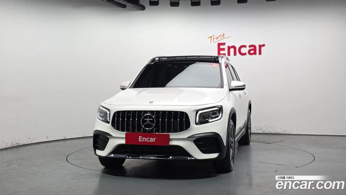 Mercedes-Benz GLB-Class — фото 2