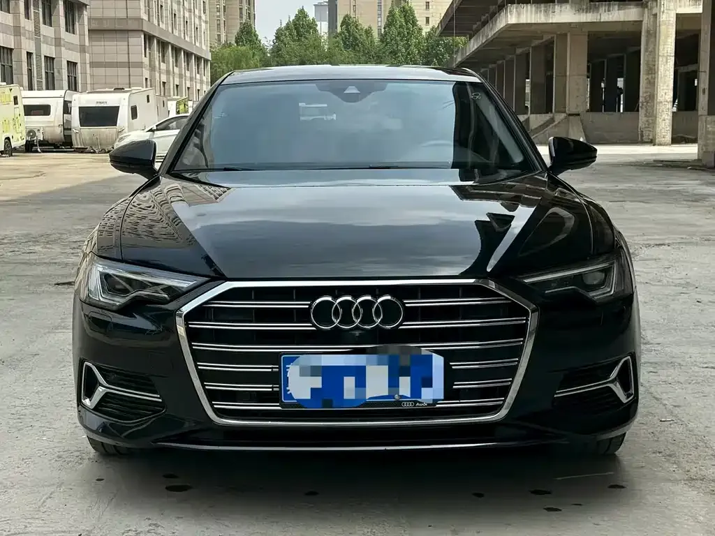 Audi A6L — фото 2