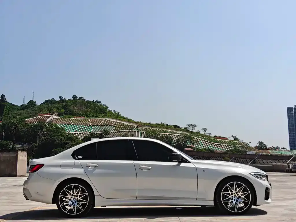 BMW 3 Series — фото 4