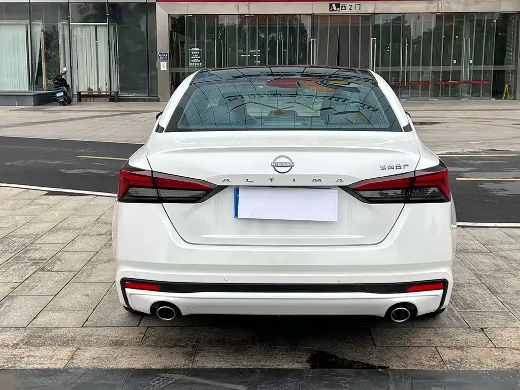 Nissan Teana — фото 3