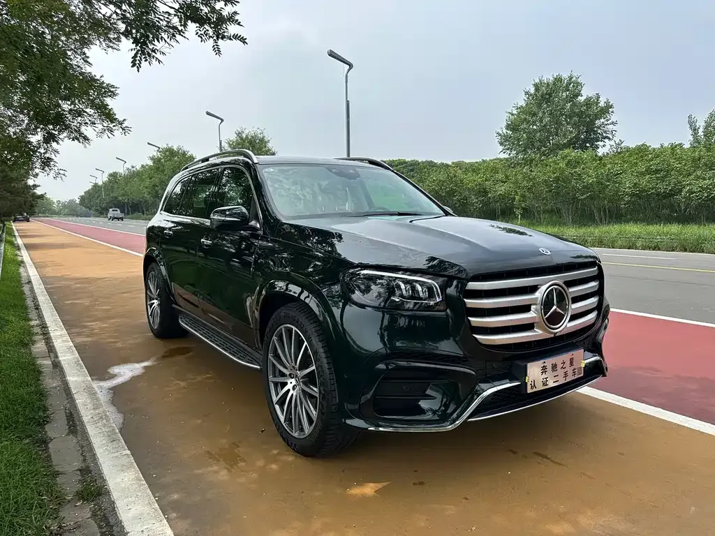 Mercedes-Benz GLS — фото 9