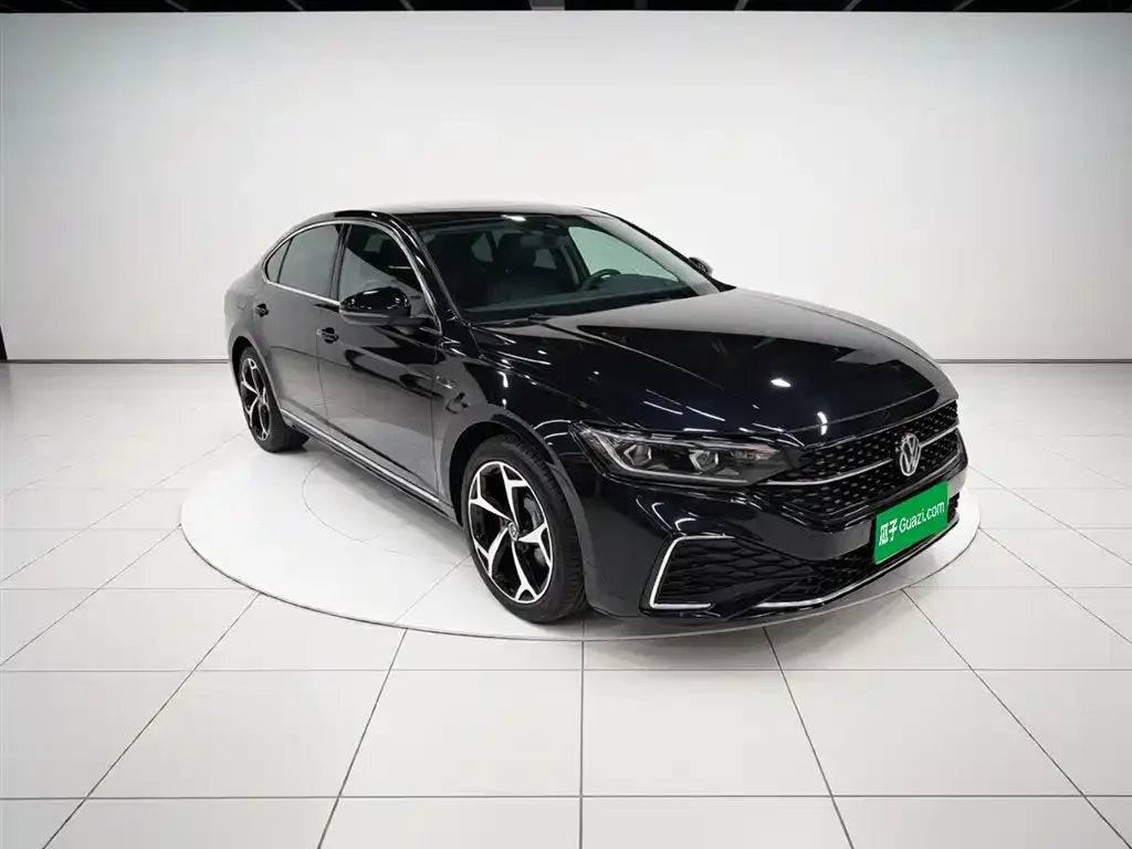 Volkswagen Passat — фото 2