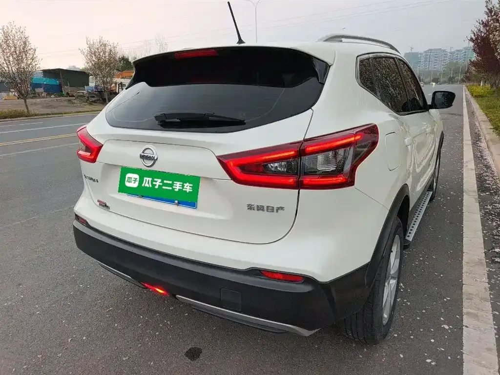 Nissan Qashqai — фото 4