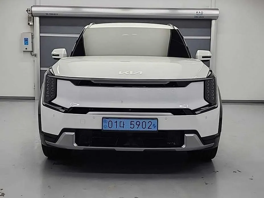 Kia EV9 — фото 10