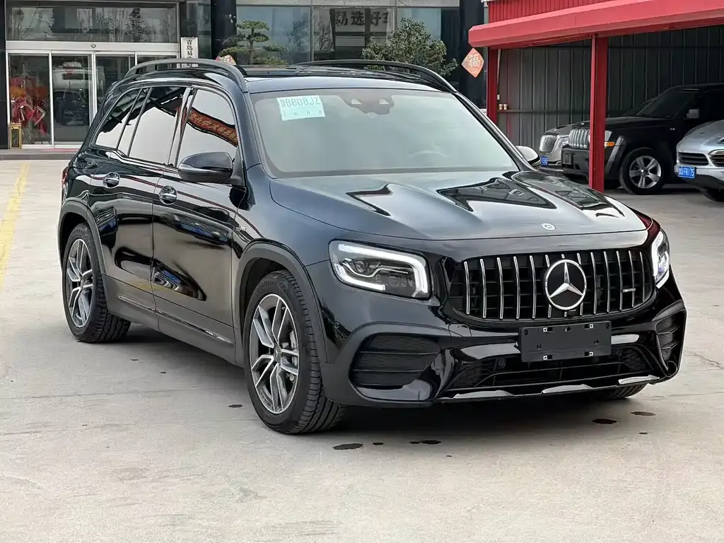 Mercedes-Benz GLB AMG — фото 4