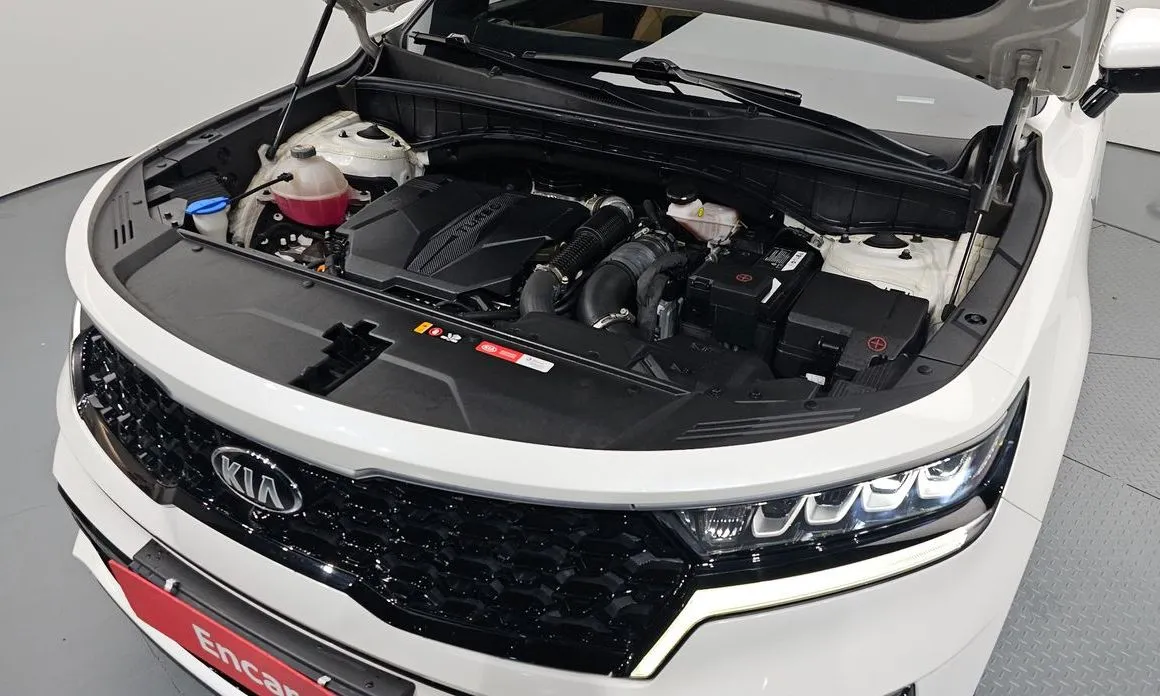 Kia Sorento — фото 10