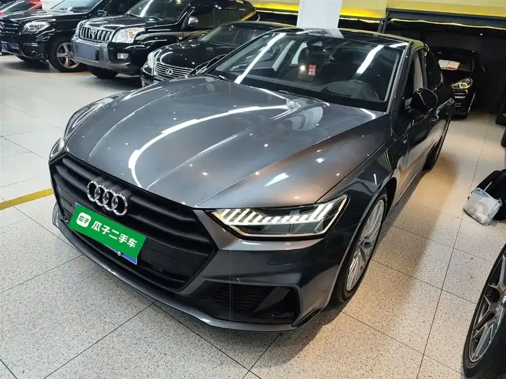 Audi A7 — фото 1