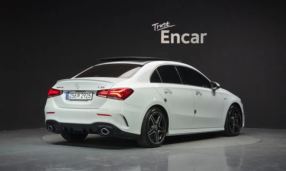 Mercedes-Benz A-Class — фото 7