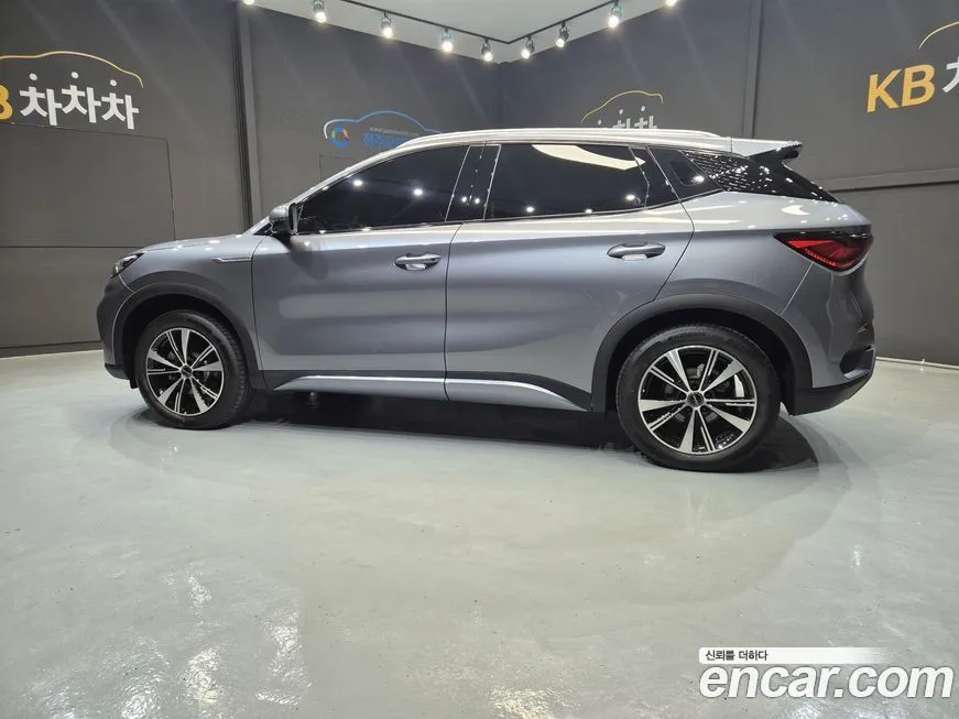 BYD Atto 3 — фото 10