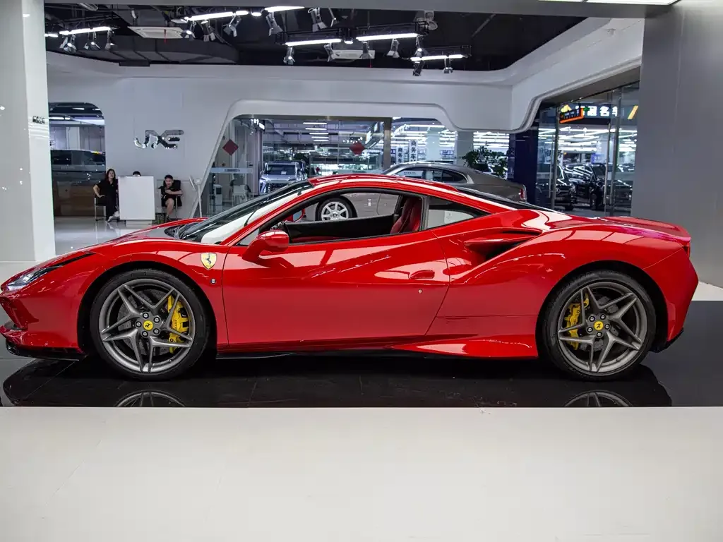 Ferrari F8 — фото 3