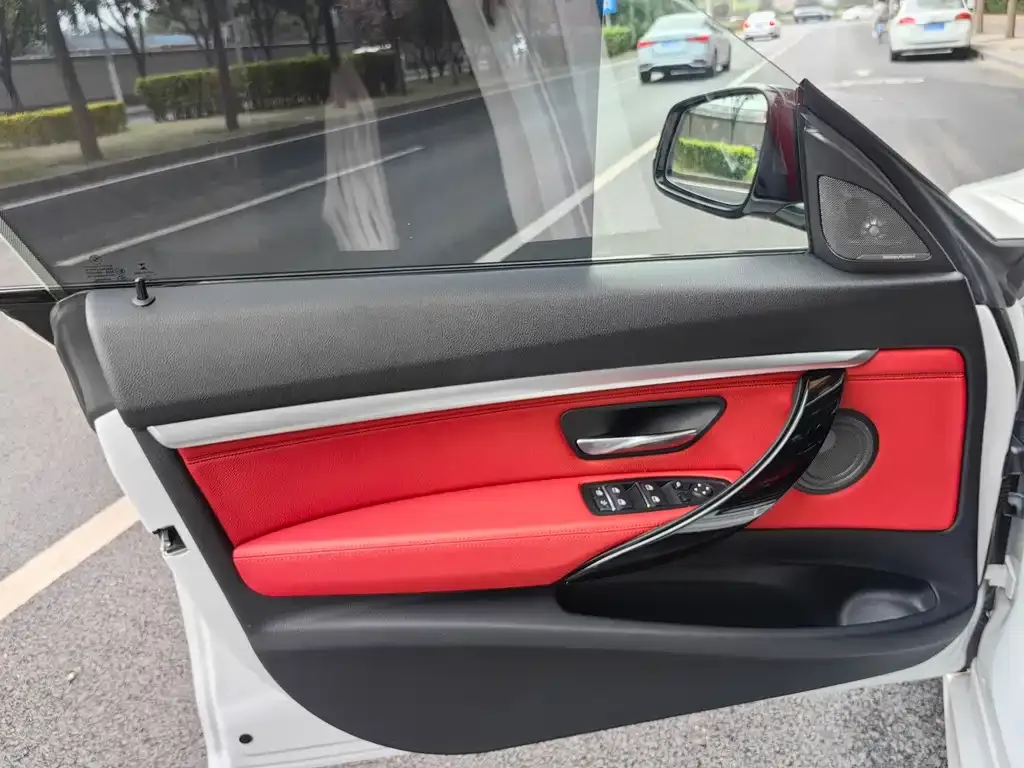 BMW 3 Series GT — фото 2