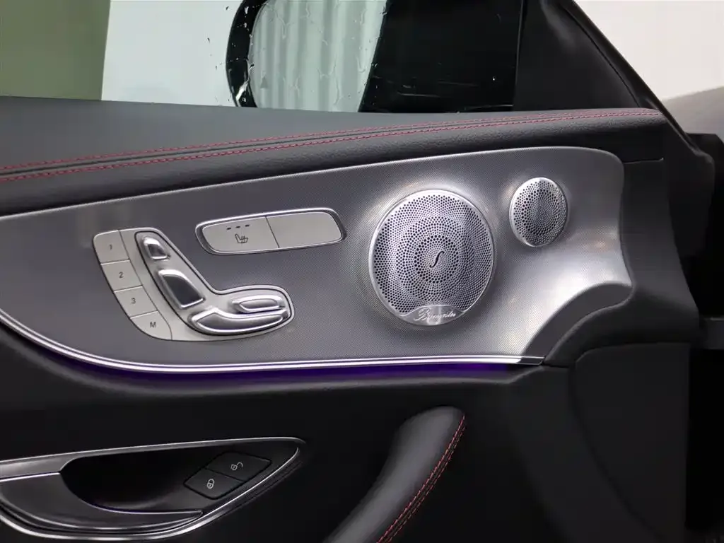 Mercedes-Benz E-Class AMG — фото 4