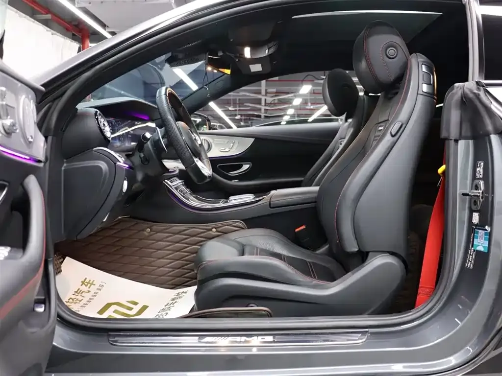Mercedes-Benz E-Class AMG — фото 9