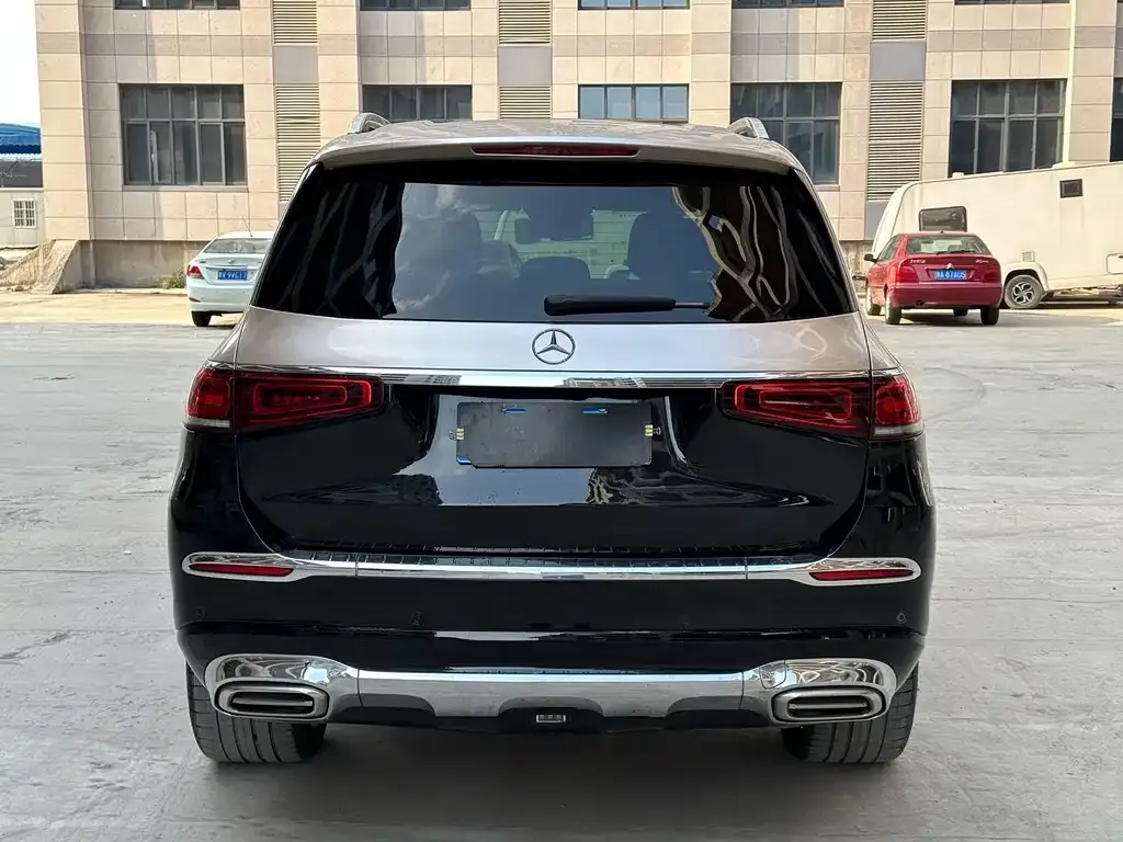 Mercedes-Benz GLS — фото 7