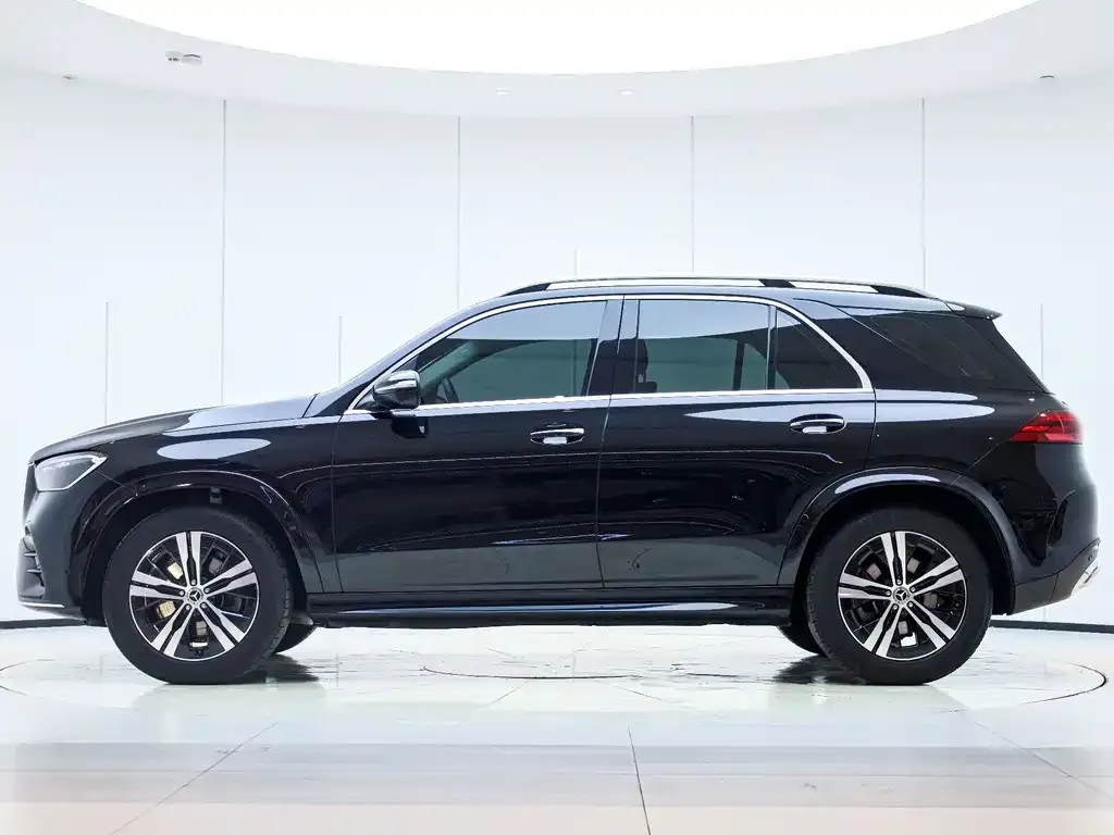 Mercedes-Benz GLE — фото 10