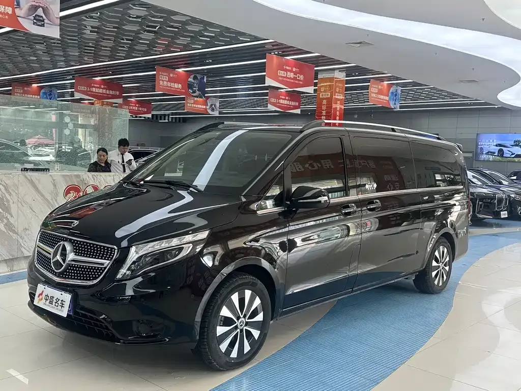 Mercedes-Benz Vito — фото 1