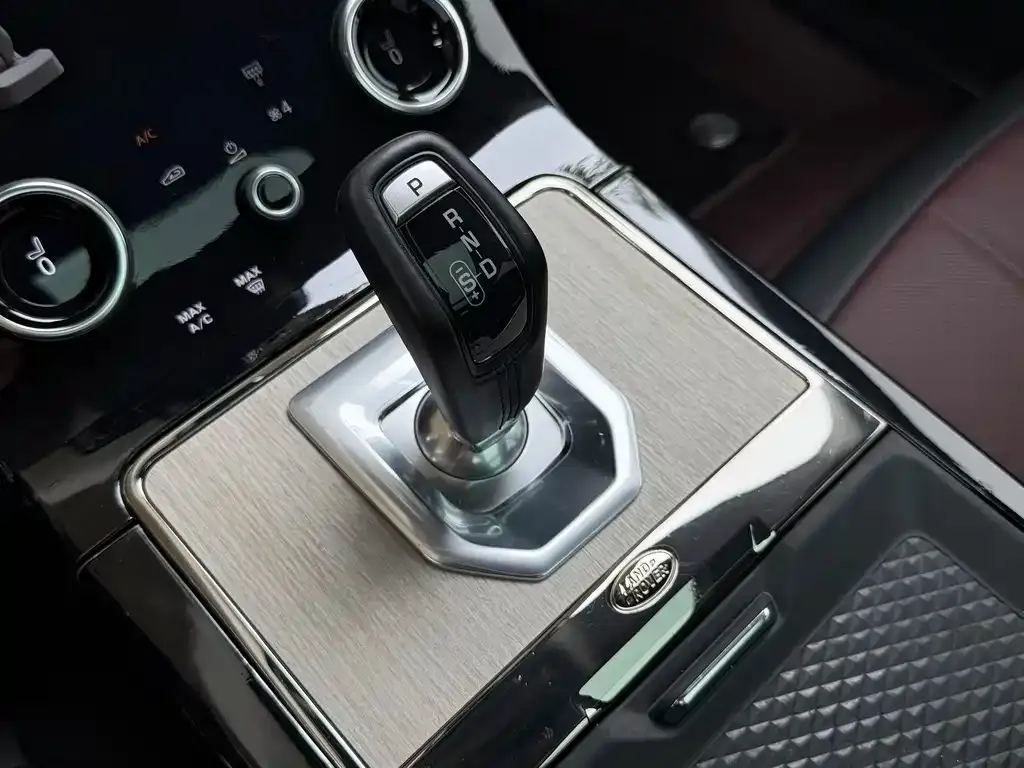 Land Rover Evoque — фото 4