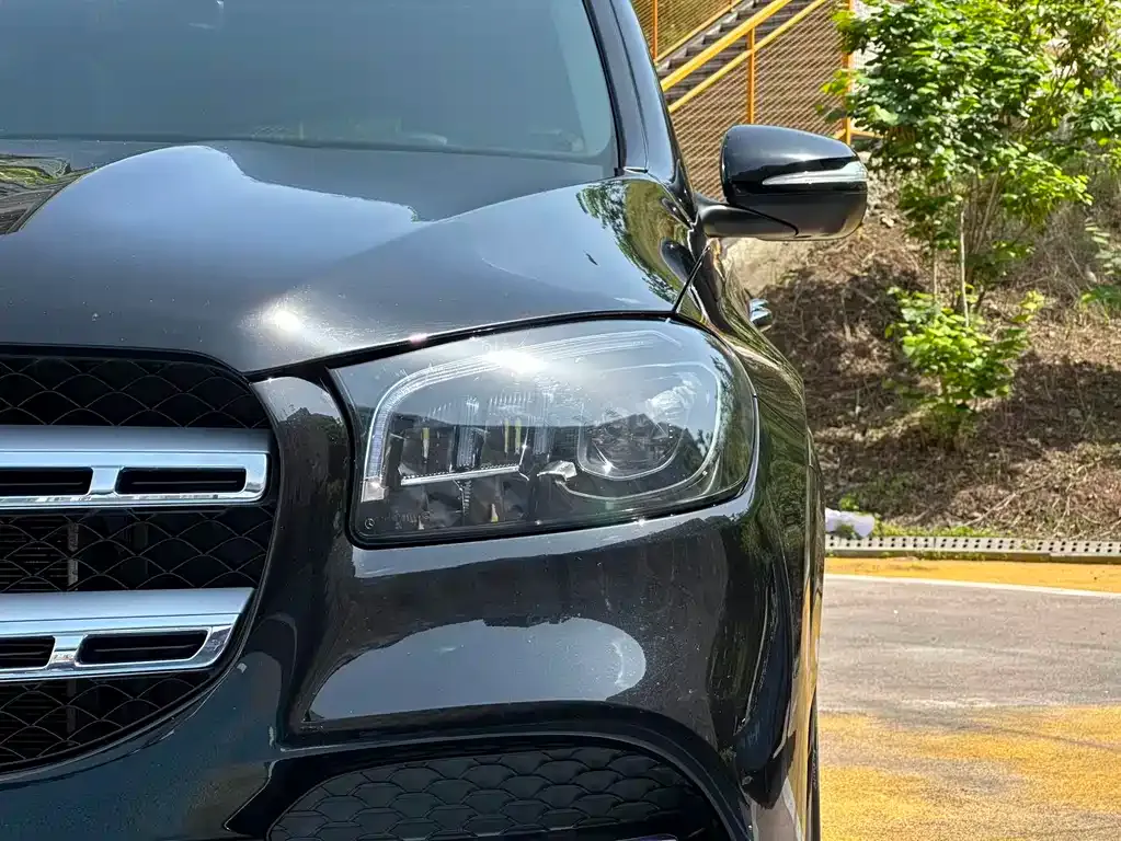 Mercedes-Benz GLS — фото 4