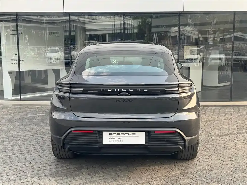 Porsche Macan EV — фото 10