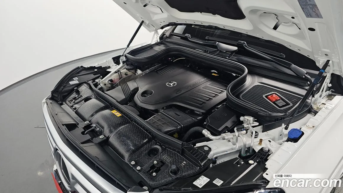 Mercedes-Benz GLS-Class — фото 10