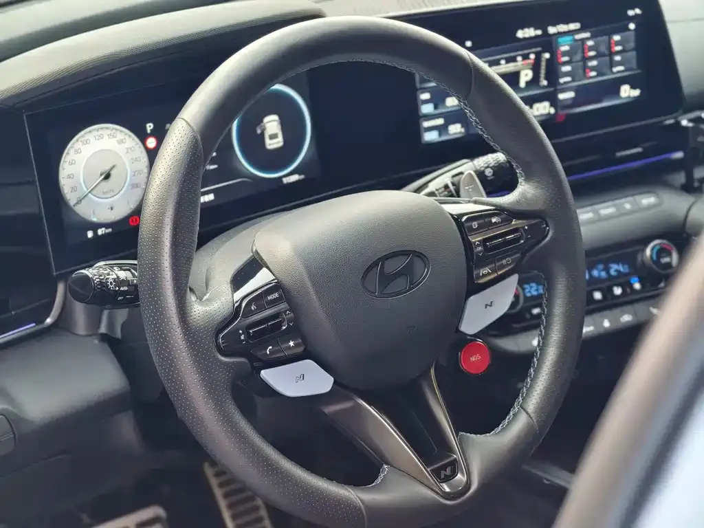 Hyundai Elantra N — фото 6