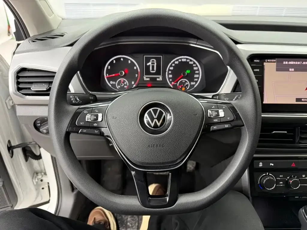 Volkswagen T-Cross — фото 7