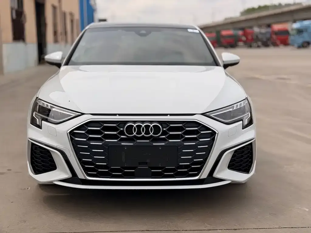 Audi A3 — фото 2