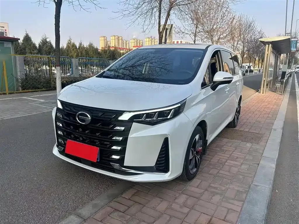 GAC Motor Trumpchi M6 — фото 1