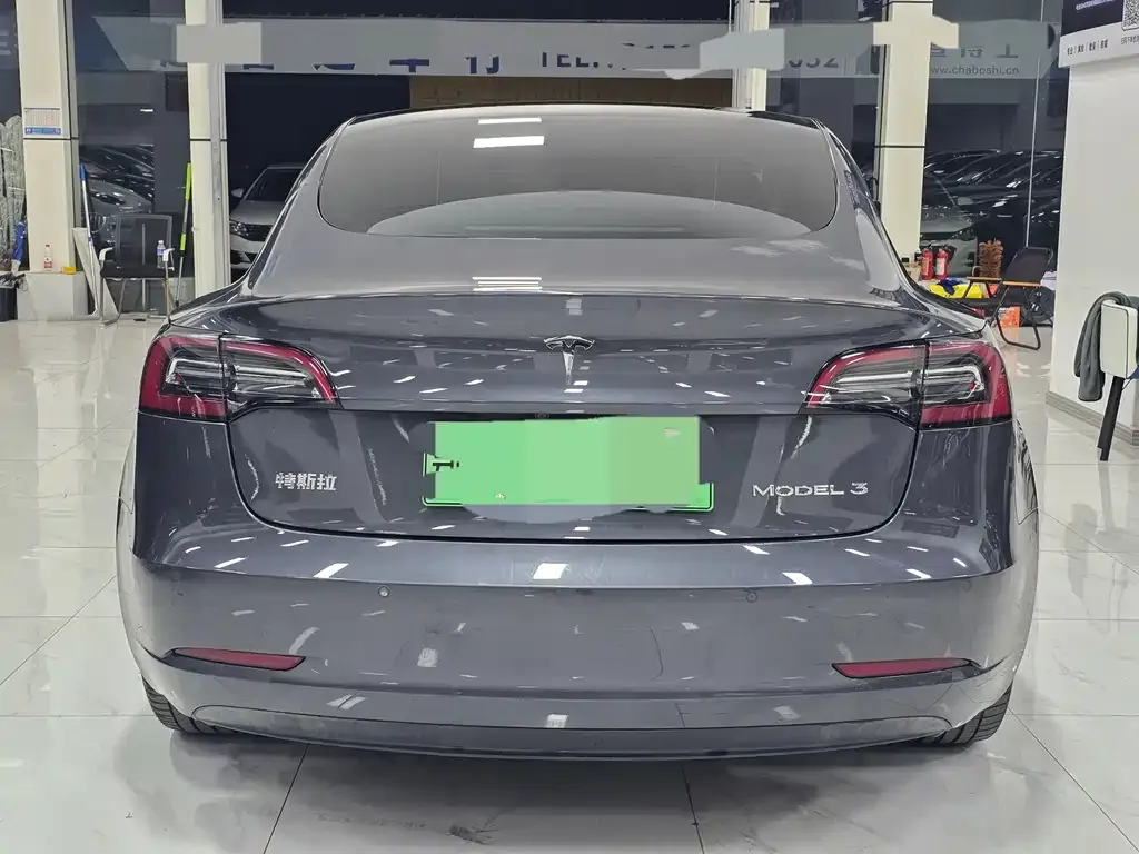 Tesla Model 3 — фото 6