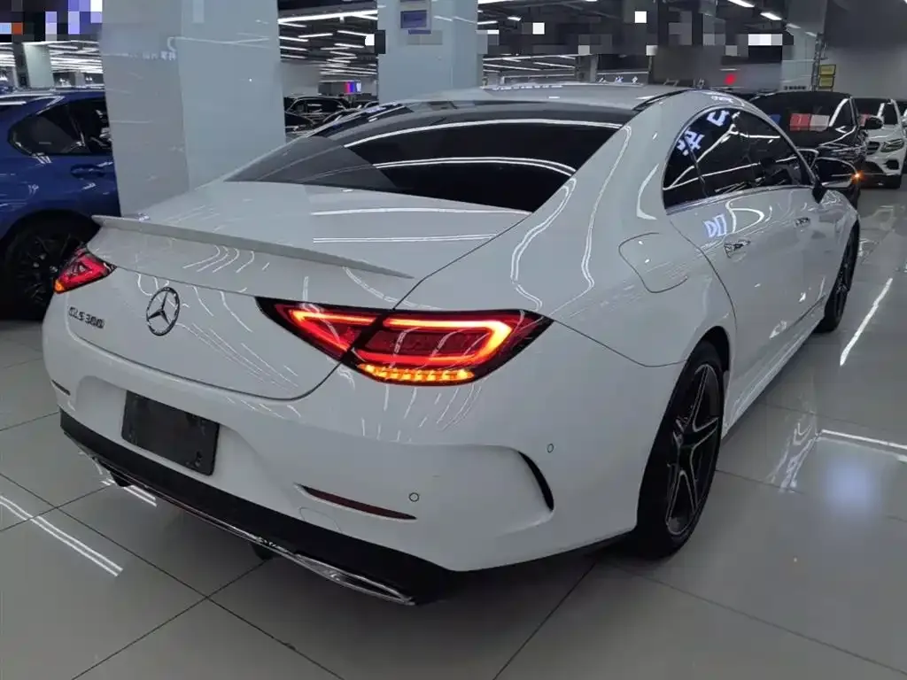 Mercedes-Benz CLS — фото 5