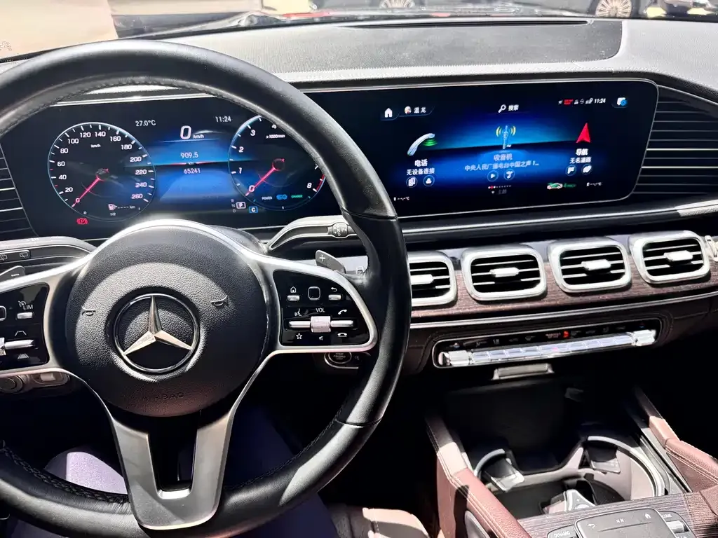 Mercedes-Benz GLS — фото 5