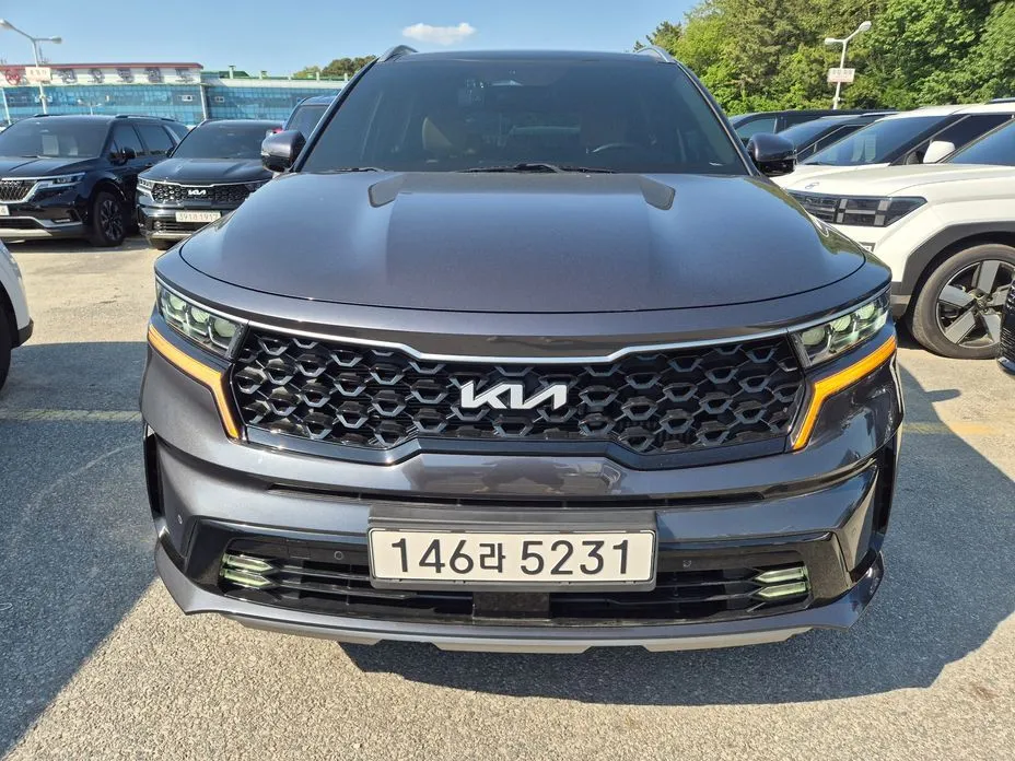 Kia Sorento — фото 1