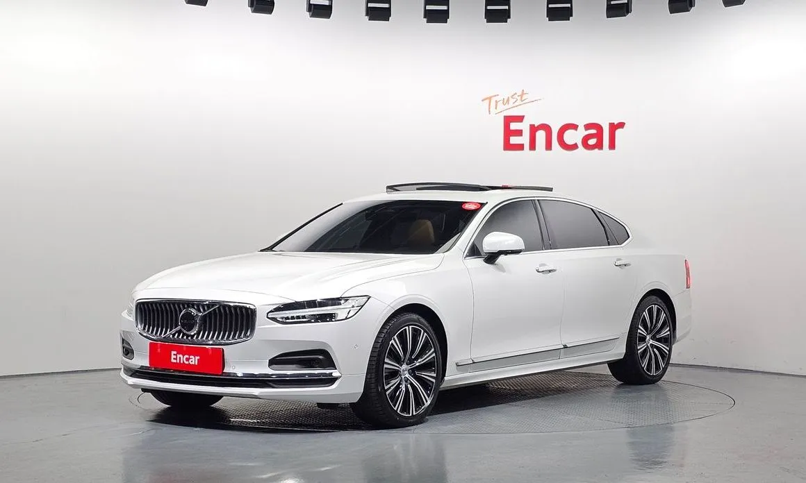 Volvo S90 — фото 1
