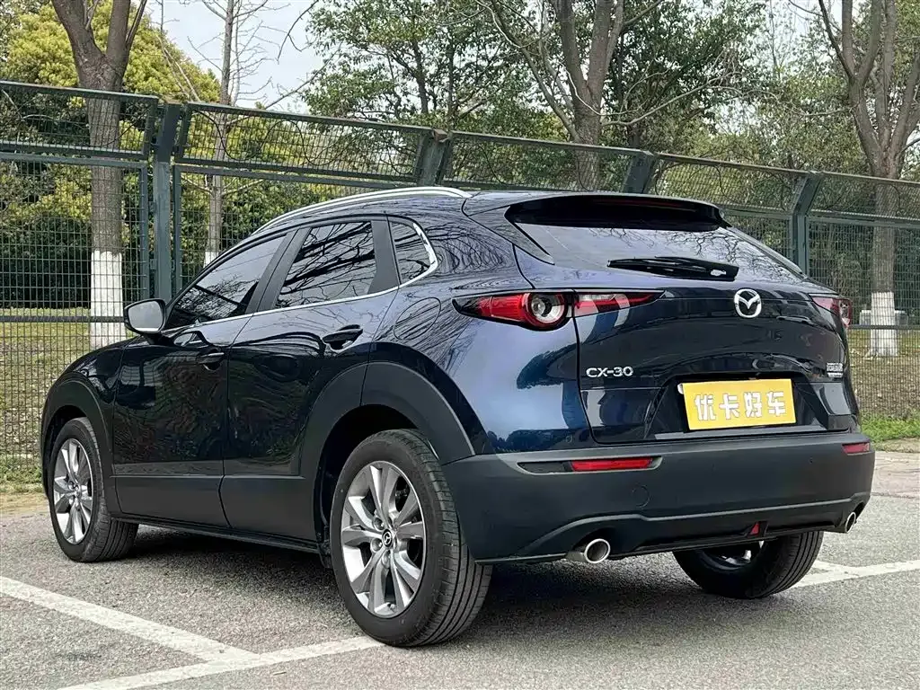 Mazda CX-30 — фото 8